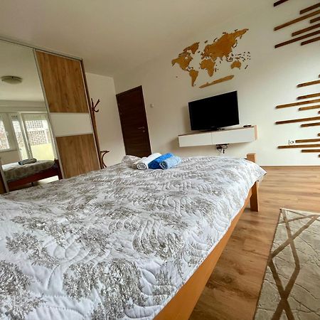 Luxury City Center Apartment สโกเปีย ภายนอก รูปภาพ